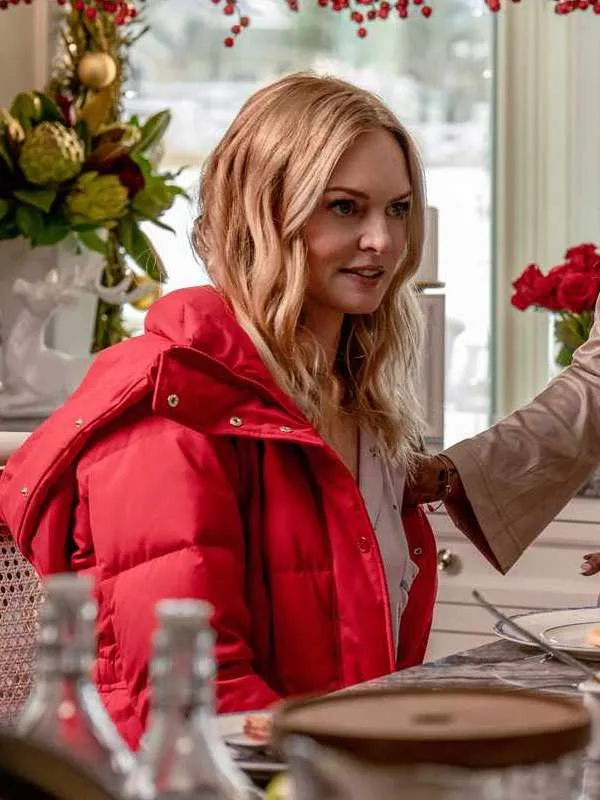 Best-Christmas-Ever-Heather-Graham-Puffer-Jacket Best-Christmas-Ever-Heather-Graham-Puffer-Jacket
