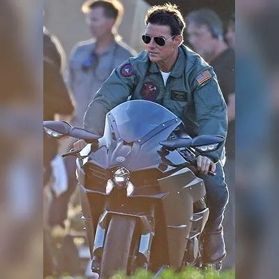 Top-Gun-Maverick-Tom-Cruise-Jackets